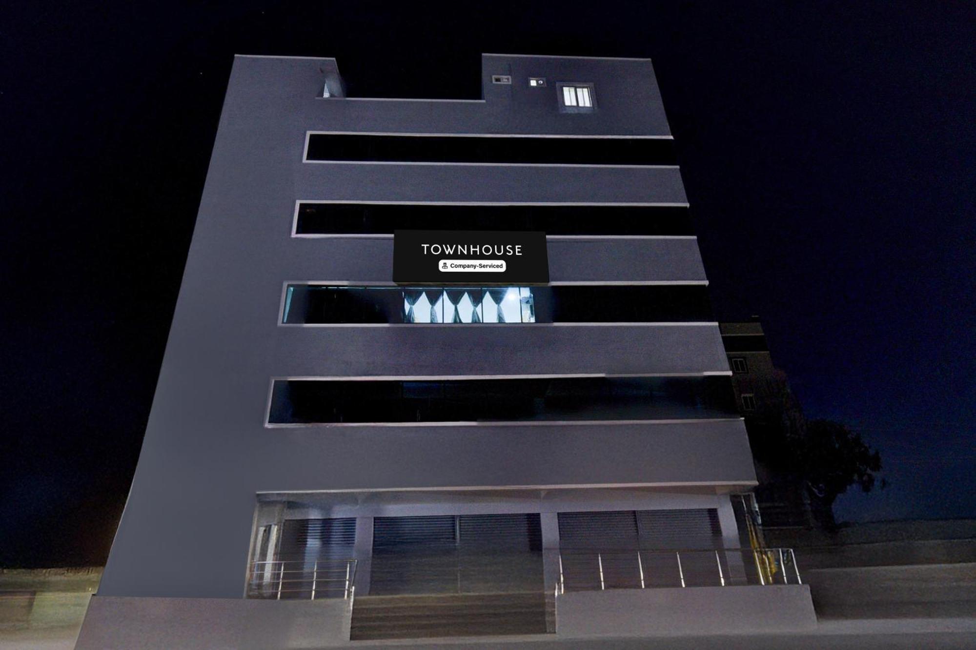 Super Townhouse Kukatpally North Formerly Munagala Arcade Haïdarabad Extérieur photo